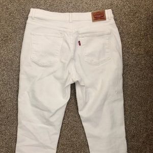 Levi’s Capri Jeans